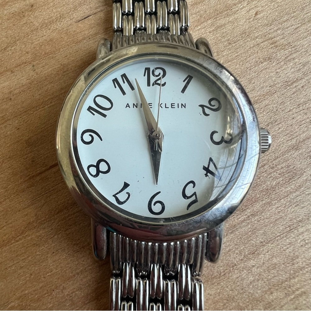 Anne Klein ladies stainless steel silver tone dress watch NEW BATTERY